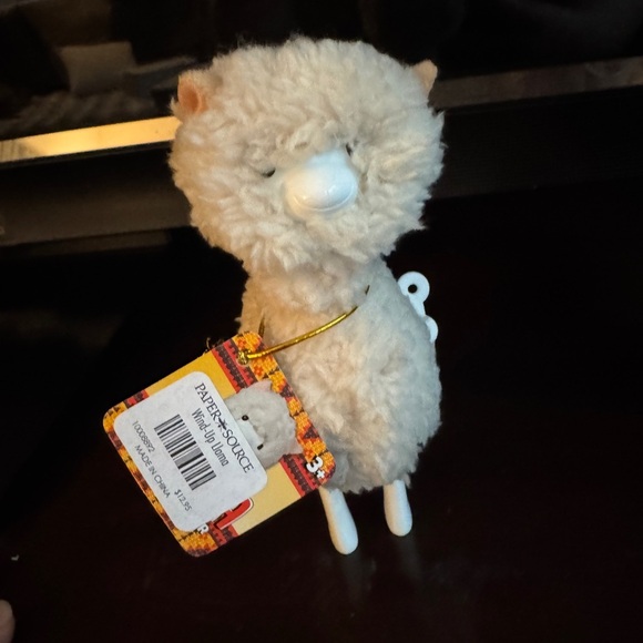 Paper Source White Plush wind up Alpaca - Picture 1 of 3